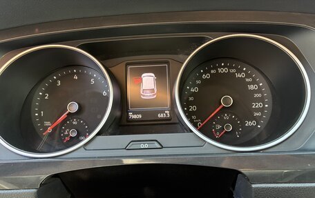Volkswagen Tiguan II, 2017 год, 2 499 000 рублей, 8 фотография