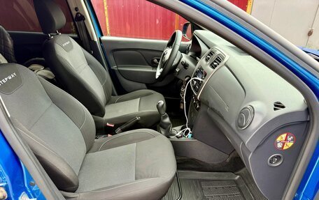 Renault Sandero II рестайлинг, 2019 год, 1 240 000 рублей, 16 фотография