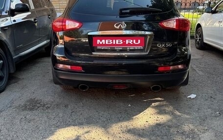 Infiniti QX50 I рестайлинг, 2013 год, 1 550 000 рублей, 3 фотография