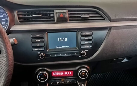 KIA Rio IV, 2018 год, 940 000 рублей, 7 фотография