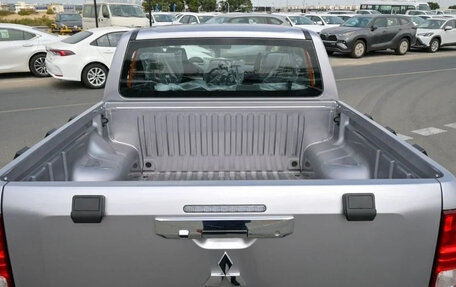 Mitsubishi L200, 2025 год, 4 390 000 рублей, 5 фотография