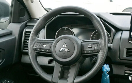 Mitsubishi L200, 2025 год, 4 390 000 рублей, 13 фотография