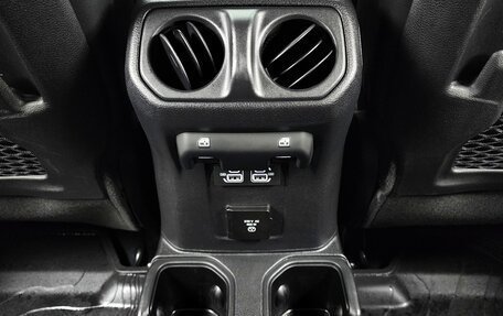 Jeep Gladiator, 2022 год, 4 434 035 рублей, 14 фотография