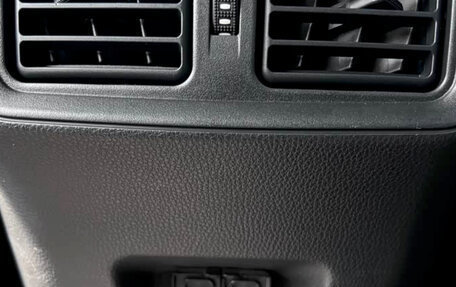 Toyota RAV4, 2022 год, 2 740 900 рублей, 8 фотография