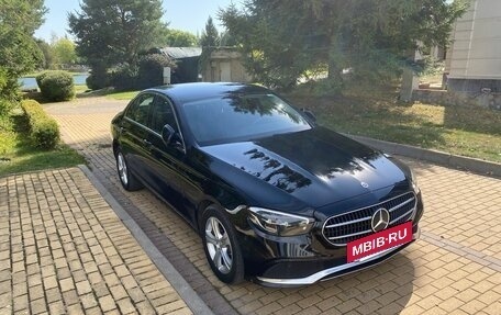 Mercedes-Benz E-Класс, 2020 год, 3 292 000 рублей, 2 фотография