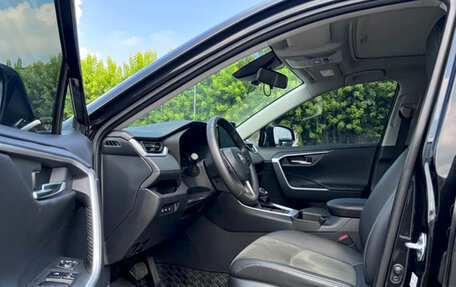 Toyota RAV4, 2022 год, 2 740 900 рублей, 13 фотография