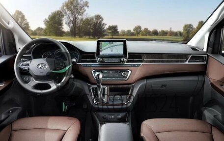 Hyundai Grand Starex Grand Starex I рестайлинг 2, 2018 год, 3 900 000 рублей, 4 фотография