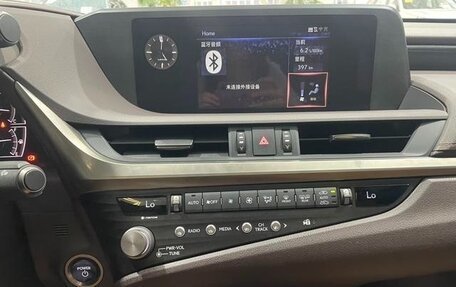 Lexus ES VII, 2021 год, 3 400 000 рублей, 16 фотография