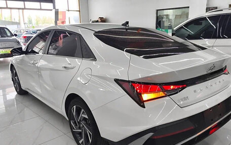 Hyundai Elantra, 2023 год, 1 420 325 рублей, 5 фотография
