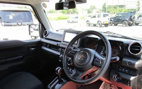 Suzuki Jimny, 2022 год, 1 270 000 рублей, 10 фотография
