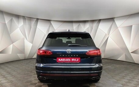 Volkswagen Touareg III, 2018 год, 5 800 000 рублей, 9 фотография