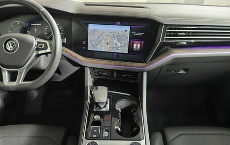 Volkswagen Touareg III, 2018 год, 5 800 000 рублей, 12 фотография