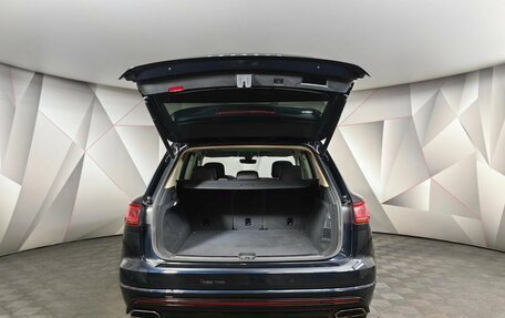 Volkswagen Touareg III, 2018 год, 5 800 000 рублей, 22 фотография