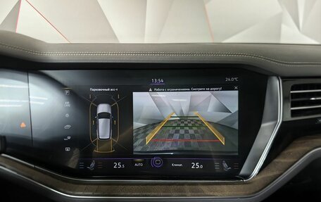 Volkswagen Touareg III, 2018 год, 5 800 000 рублей, 21 фотография