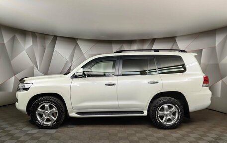 Toyota Land Cruiser 200, 2021 год, 7 899 000 рублей, 5 фотография