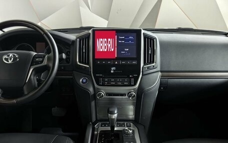 Toyota Land Cruiser 200, 2021 год, 7 899 000 рублей, 11 фотография