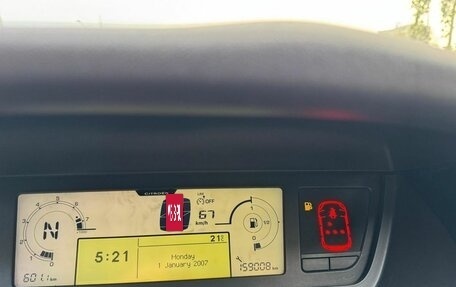Citroen C4 Picasso II рестайлинг, 2011 год, 650 000 рублей, 11 фотография