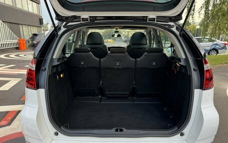 Citroen C4 Picasso II рестайлинг, 2011 год, 650 000 рублей, 19 фотография