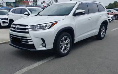 Toyota Highlander III, 2021 год, 2 150 000 рублей, 1 фотография