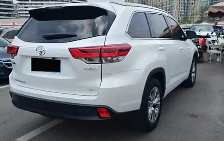 Toyota Highlander III, 2021 год, 2 150 000 рублей, 8 фотография