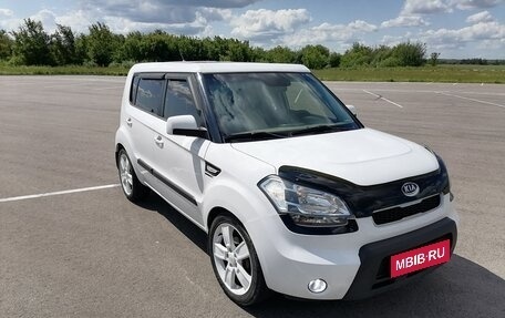 KIA Soul I рестайлинг, 2011 год, 1 000 000 рублей, 1 фотография