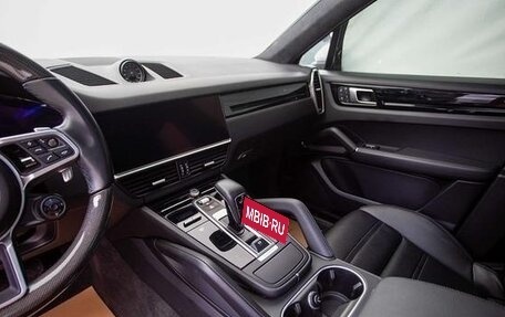 Porsche Cayenne III, 2022 год, 7 800 010 рублей, 10 фотография