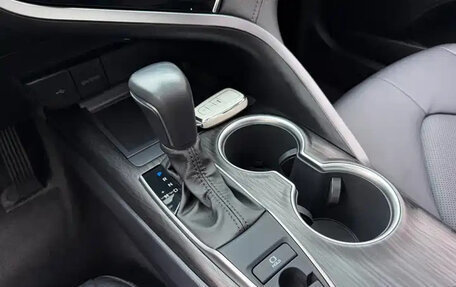 Toyota Camry, 2022 год, 16 фотография