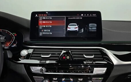 BMW 5 серия, 2022 год, 5 390 000 рублей, 15 фотография