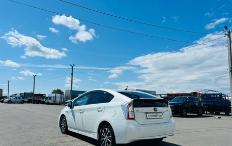 Toyota Prius, 2014 год, 1 279 000 рублей, 4 фотография