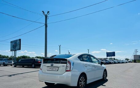 Toyota Prius, 2014 год, 1 279 000 рублей, 6 фотография