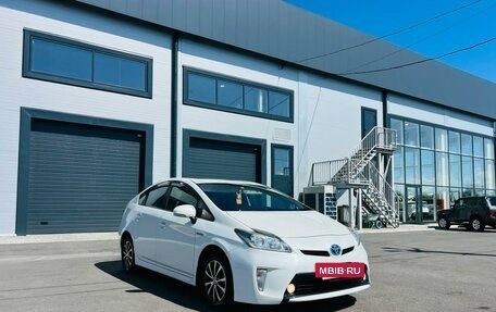 Toyota Prius, 2014 год, 1 279 000 рублей, 8 фотография