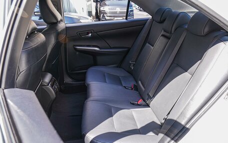 Toyota Camry, 2015 год, 2 320 000 рублей, 10 фотография