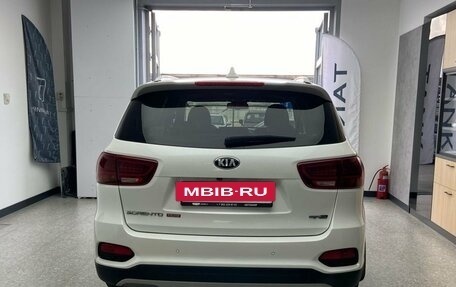 KIA Sorento III Prime рестайлинг, 2018 год, 3 200 000 рублей, 7 фотография