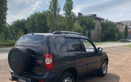 Chevrolet Niva I рестайлинг, 2012 год, 520 000 рублей, 4 фотография
