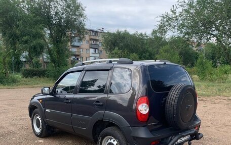 Chevrolet Niva I рестайлинг, 2012 год, 520 000 рублей, 11 фотография