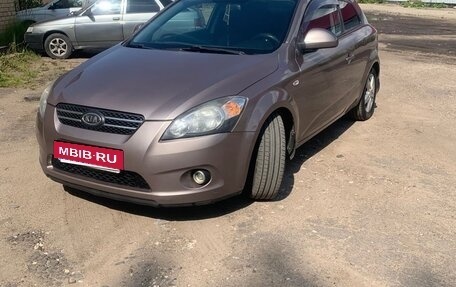 KIA cee'd I рестайлинг, 2008 год, 650 000 рублей, 2 фотография