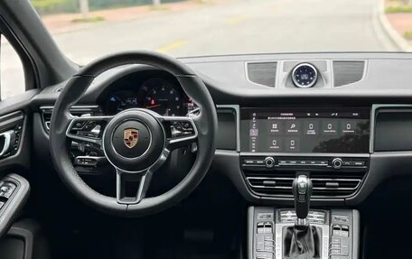 Porsche Macan I рестайлинг, 2022 год, 5 090 000 рублей, 10 фотография