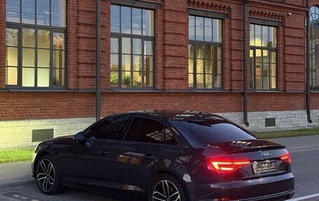 Audi A4, 2018 год, 1 990 000 рублей, 4 фотография