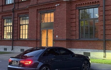 Audi A4, 2018 год, 1 990 000 рублей, 6 фотография