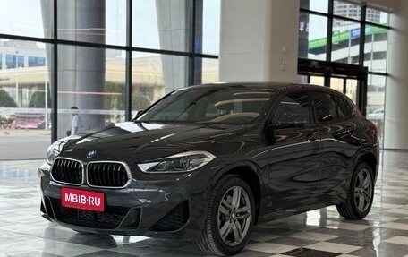 BMW X2, 2022 год, 1 800 000 рублей, 1 фотография