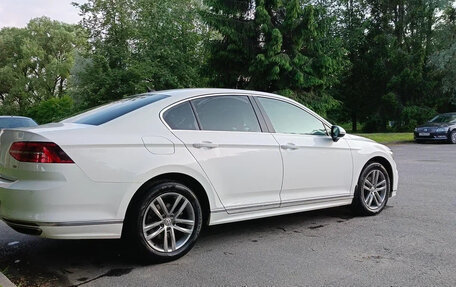 Volkswagen Passat B8 рестайлинг, 2017 год, 2 380 000 рублей, 4 фотография