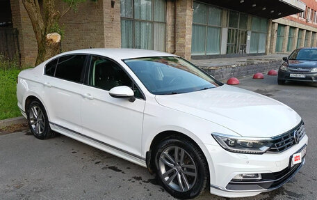 Volkswagen Passat B8 рестайлинг, 2017 год, 2 380 000 рублей, 5 фотография