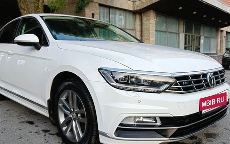 Volkswagen Passat B8 рестайлинг, 2017 год, 2 380 000 рублей, 2 фотография