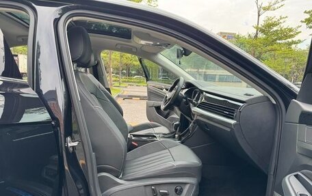 Volkswagen Passat B8 рестайлинг, 2022 год, 2 000 000 рублей, 8 фотография