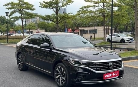 Volkswagen Passat B8 рестайлинг, 2022 год, 2 000 000 рублей, 5 фотография