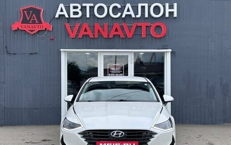 Hyundai Sonata VIII, 2021 год, 2 420 000 рублей, 2 фотография