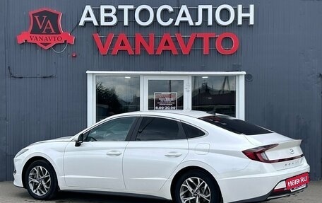 Hyundai Sonata VIII, 2021 год, 2 420 000 рублей, 6 фотография