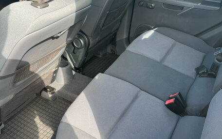 Mitsubishi Colt VI рестайлинг, 2005 год, 340 000 рублей, 10 фотография