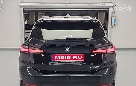 BMW 2 серия, 2023 год, 3 000 000 рублей, 3 фотография