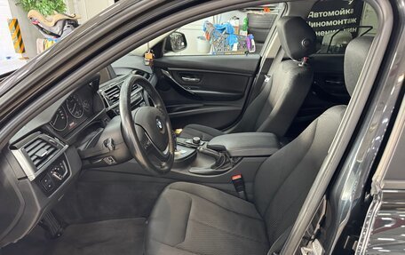 BMW 3 серия, 2017 год, 1 990 000 рублей, 6 фотография